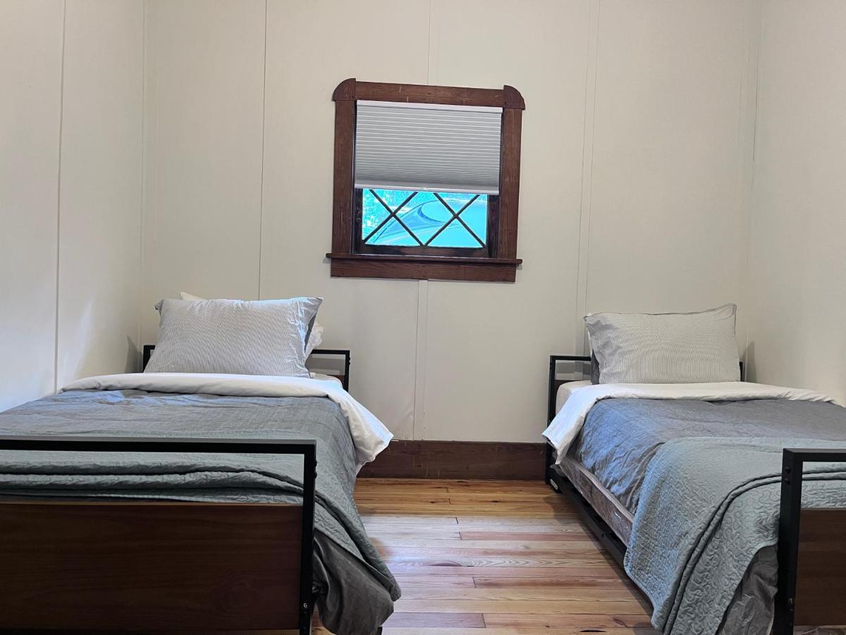 Camp Hudson Pines Villa Corinth ภายนอก รูปภาพ